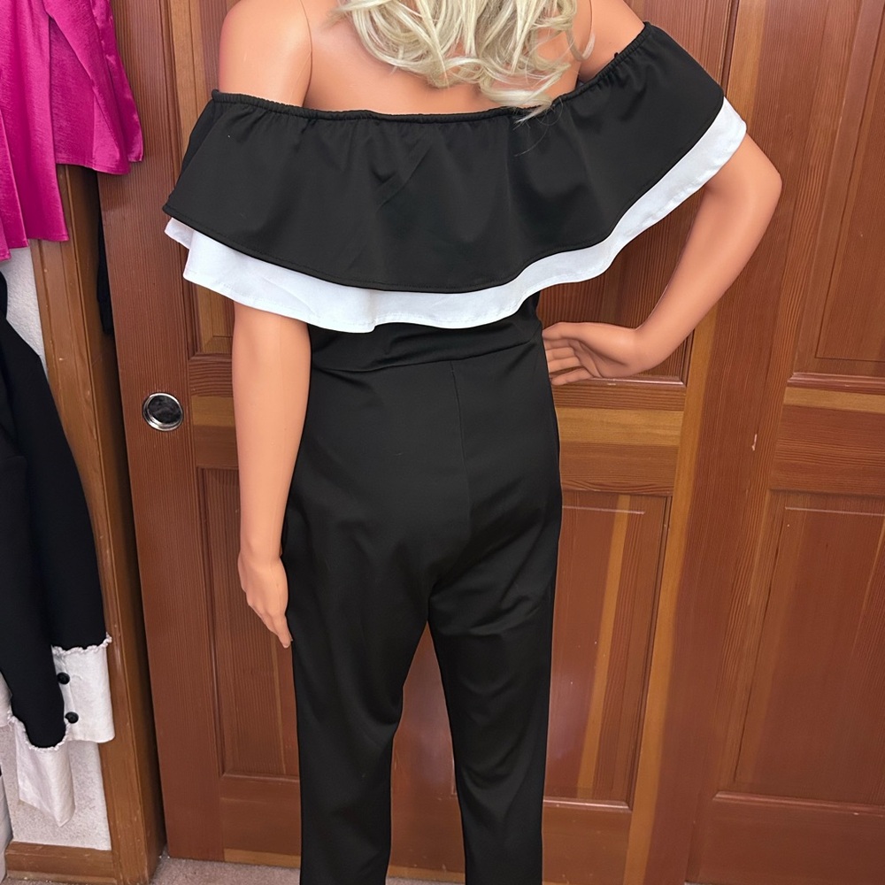 Off Shoulder Slim Fit Short Sleeve Ruffle
Jumpsuit - Picture 15 of 15